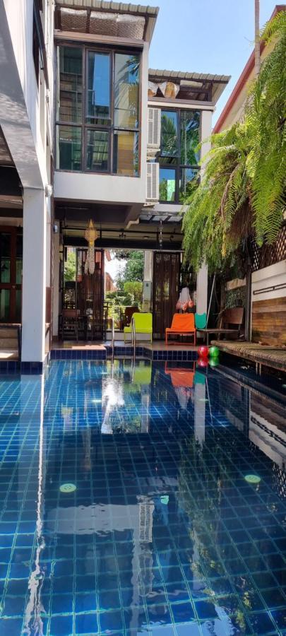 33 Poshtel (Adults Only) Hotel Chiang Mai Luaran gambar