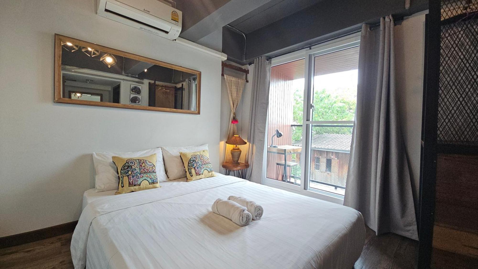 33 Poshtel (Adults Only) Hotel Chiang Mai Luaran gambar