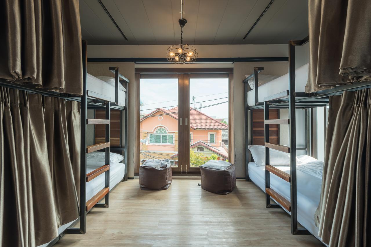 33 Poshtel (Adults Only) Hotel Chiang Mai Luaran gambar
