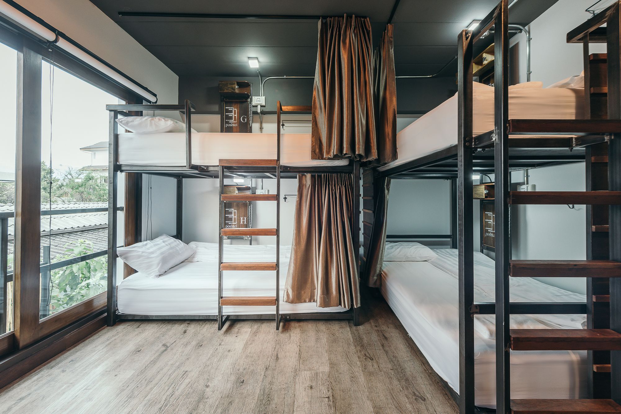 33 Poshtel (Adults Only) Hotel Chiang Mai Luaran gambar