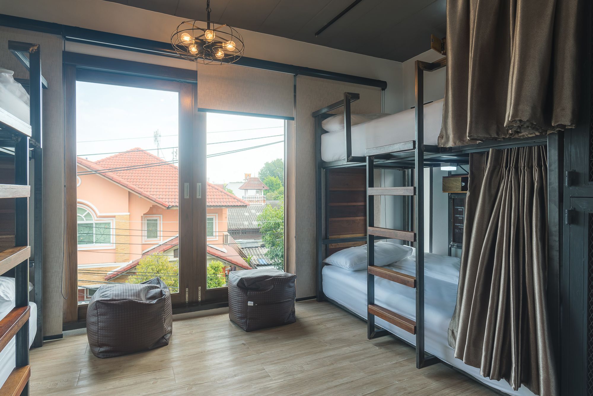 33 Poshtel (Adults Only) Hotel Chiang Mai Luaran gambar
