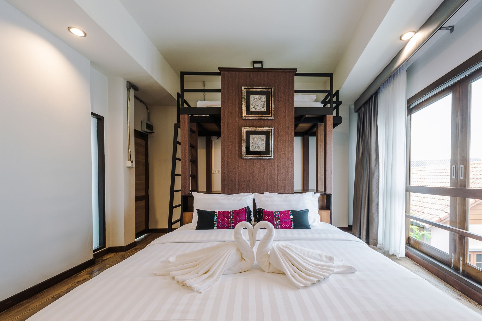 33 Poshtel (Adults Only) Hotel Chiang Mai Luaran gambar