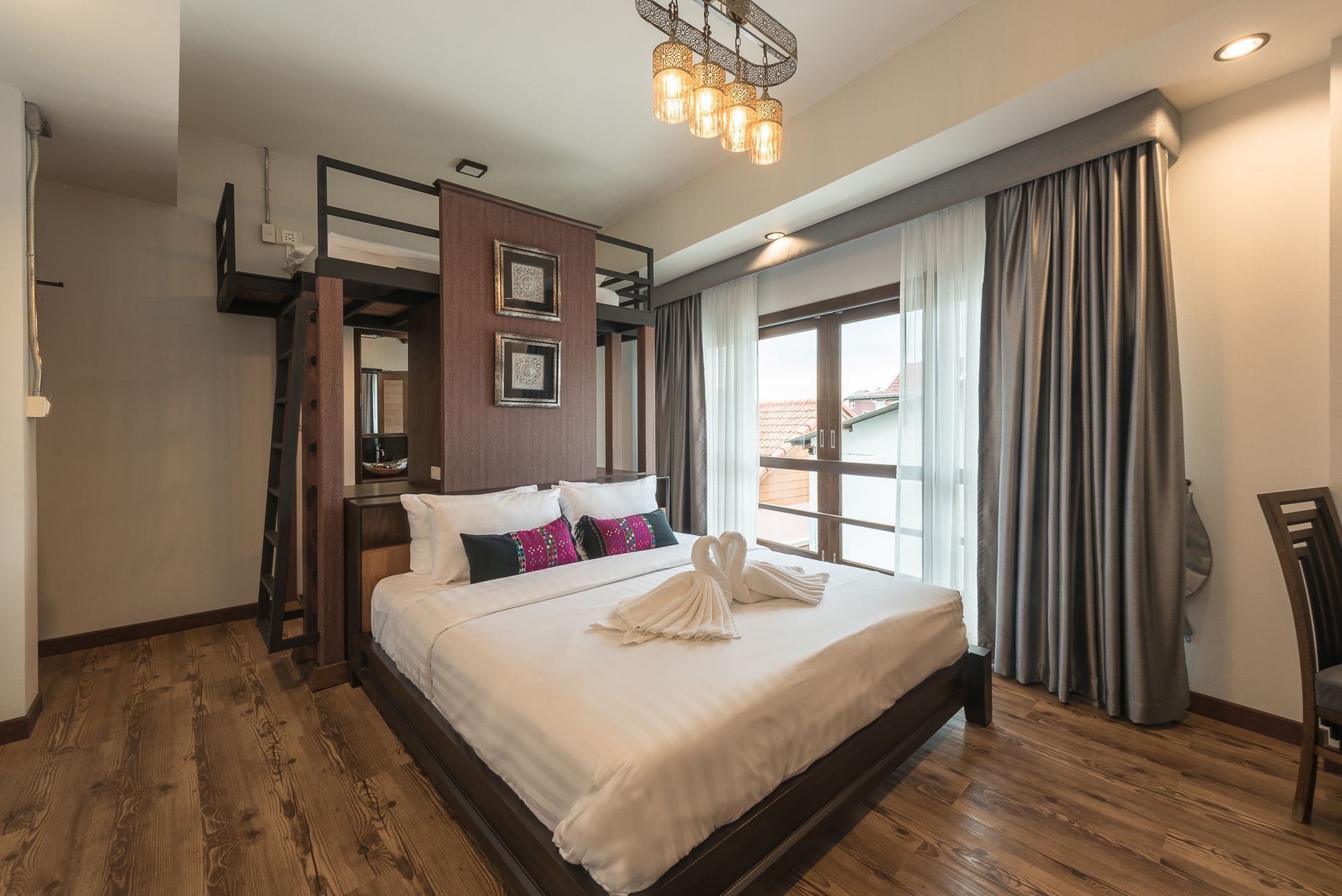 33 Poshtel (Adults Only) Hotel Chiang Mai Luaran gambar